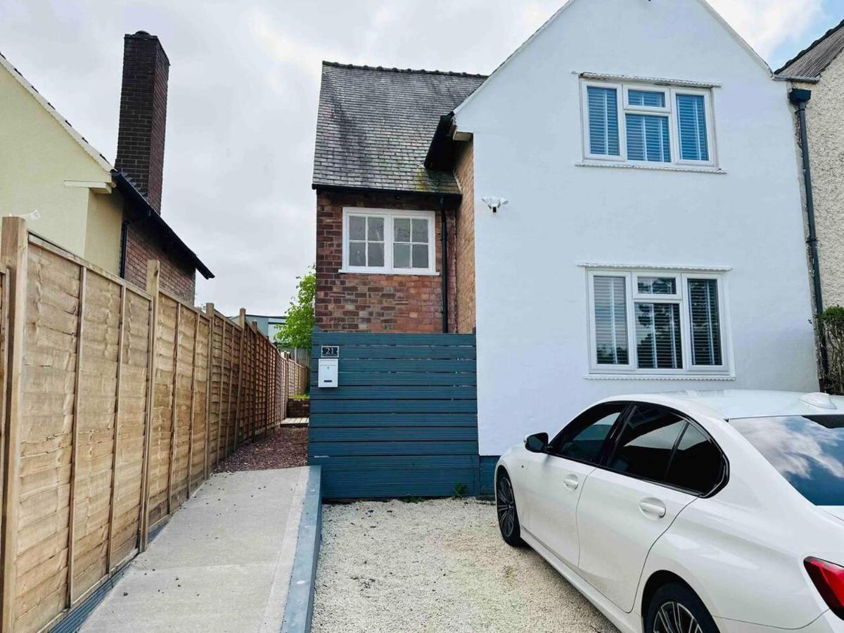 Charming 3-Bed Home Minutes From City Centre Nottingham Buitenkant foto