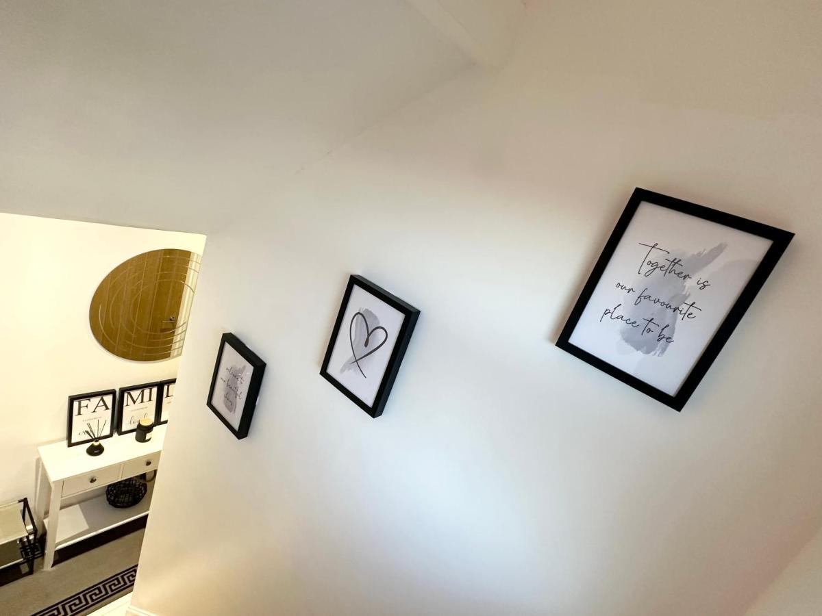 Charming 3-Bed Home Minutes From City Centre Nottingham Buitenkant foto