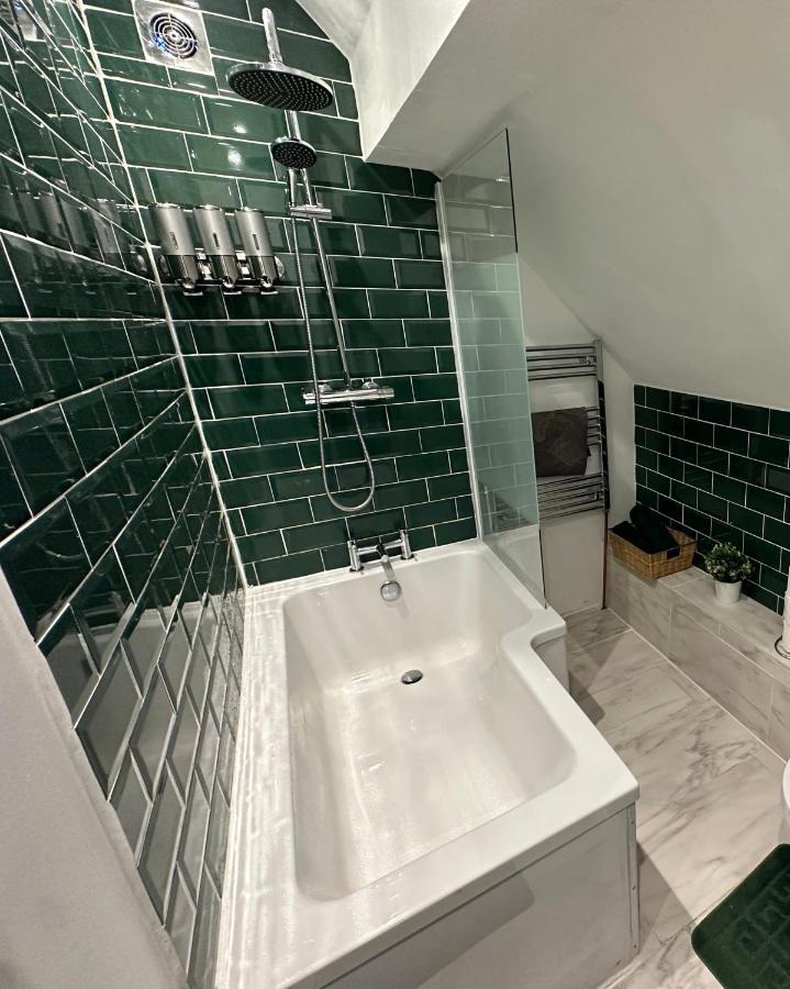 Charming 3-Bed Home Minutes From City Centre Nottingham Buitenkant foto