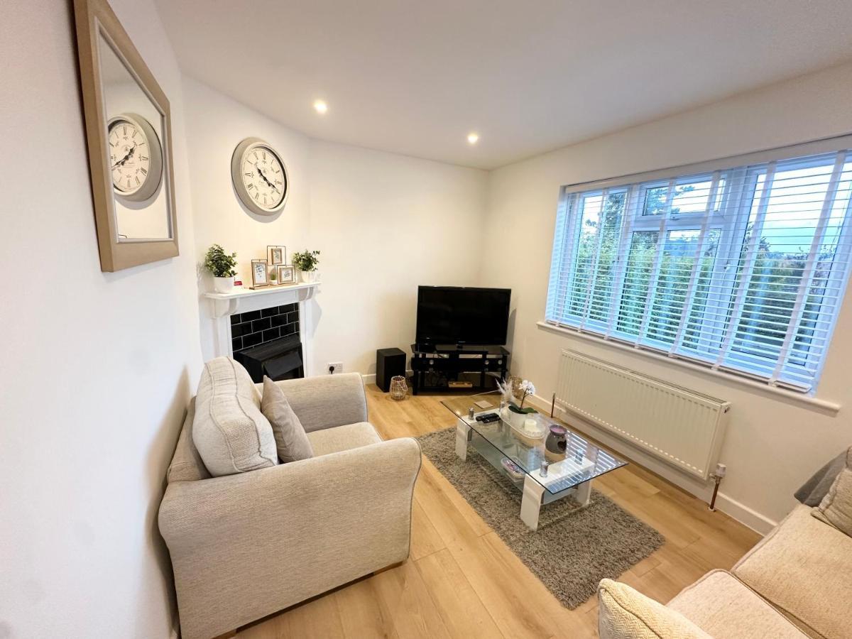 Charming 3-Bed Home Minutes From City Centre Nottingham Buitenkant foto