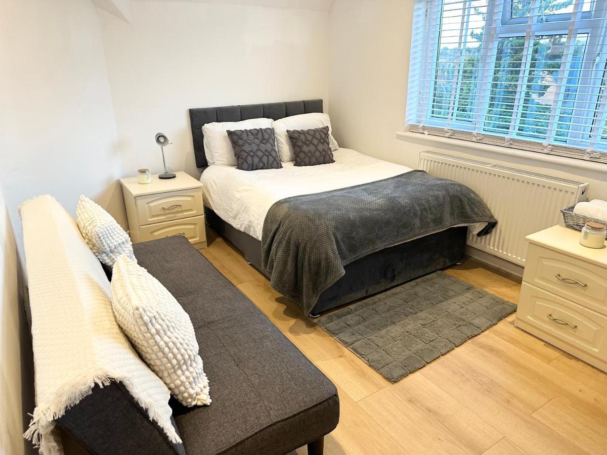 Charming 3-Bed Home Minutes From City Centre Nottingham Buitenkant foto