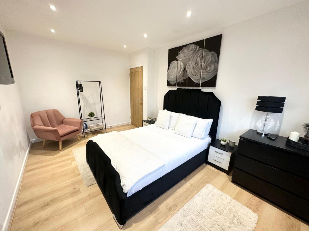 Charming 3-Bed Home Minutes From City Centre Nottingham Buitenkant foto