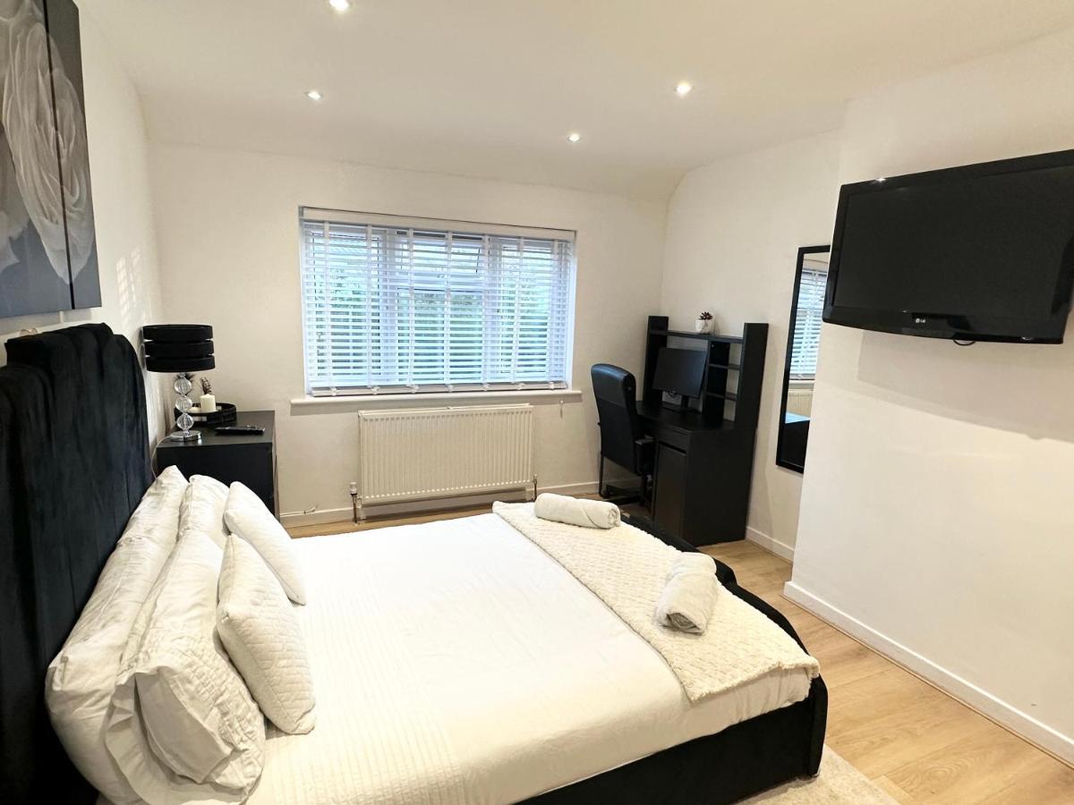 Charming 3-Bed Home Minutes From City Centre Nottingham Buitenkant foto