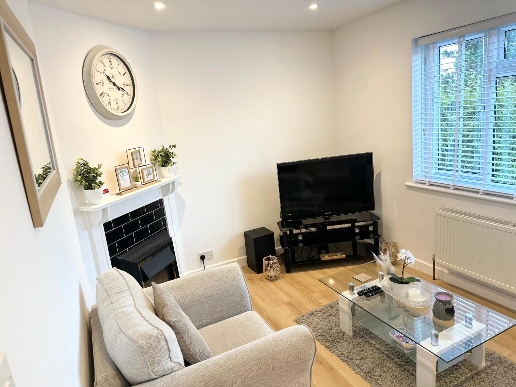 Charming 3-Bed Home Minutes From City Centre Nottingham Buitenkant foto